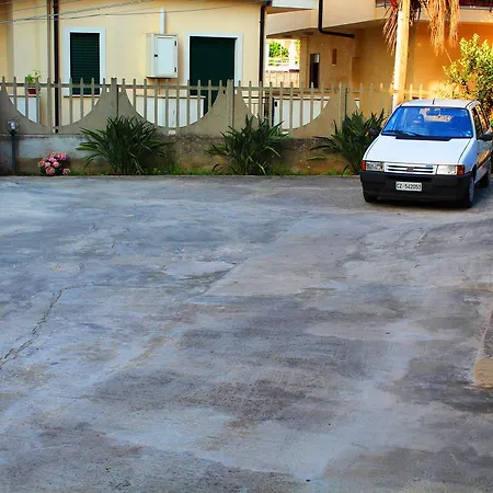 Pino Daire